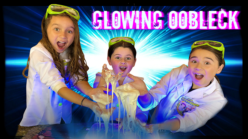 GLOWING OOBLECK SLIME Science Experiment! Video | Discover Fun and ...