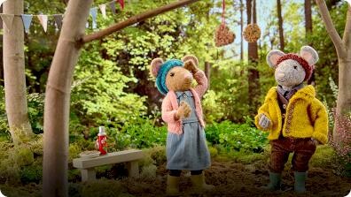 Daisy and the Gumboot Kids: Bird Cookie