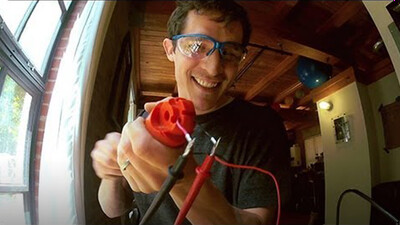 How Do You Charge a Cell Phone?