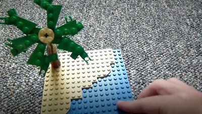 How to Build: Lego Palm Tree
