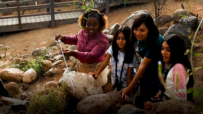 Fast Forward Girls: The GEM Sisters Lasso Lizards at the Biosphere2