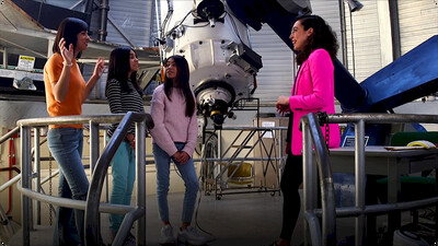 Fast Forward Girls: GEM Sisters Miss Space Challenge
