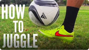 The Beginner's Tutorial to Soccer/Football Juggling book