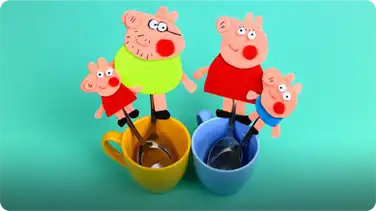 DIY Peppa Pig Family Felt Magnets book