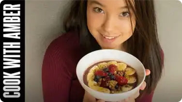 Apple Cinnamon Acai Bowl! | Cook With Amber book